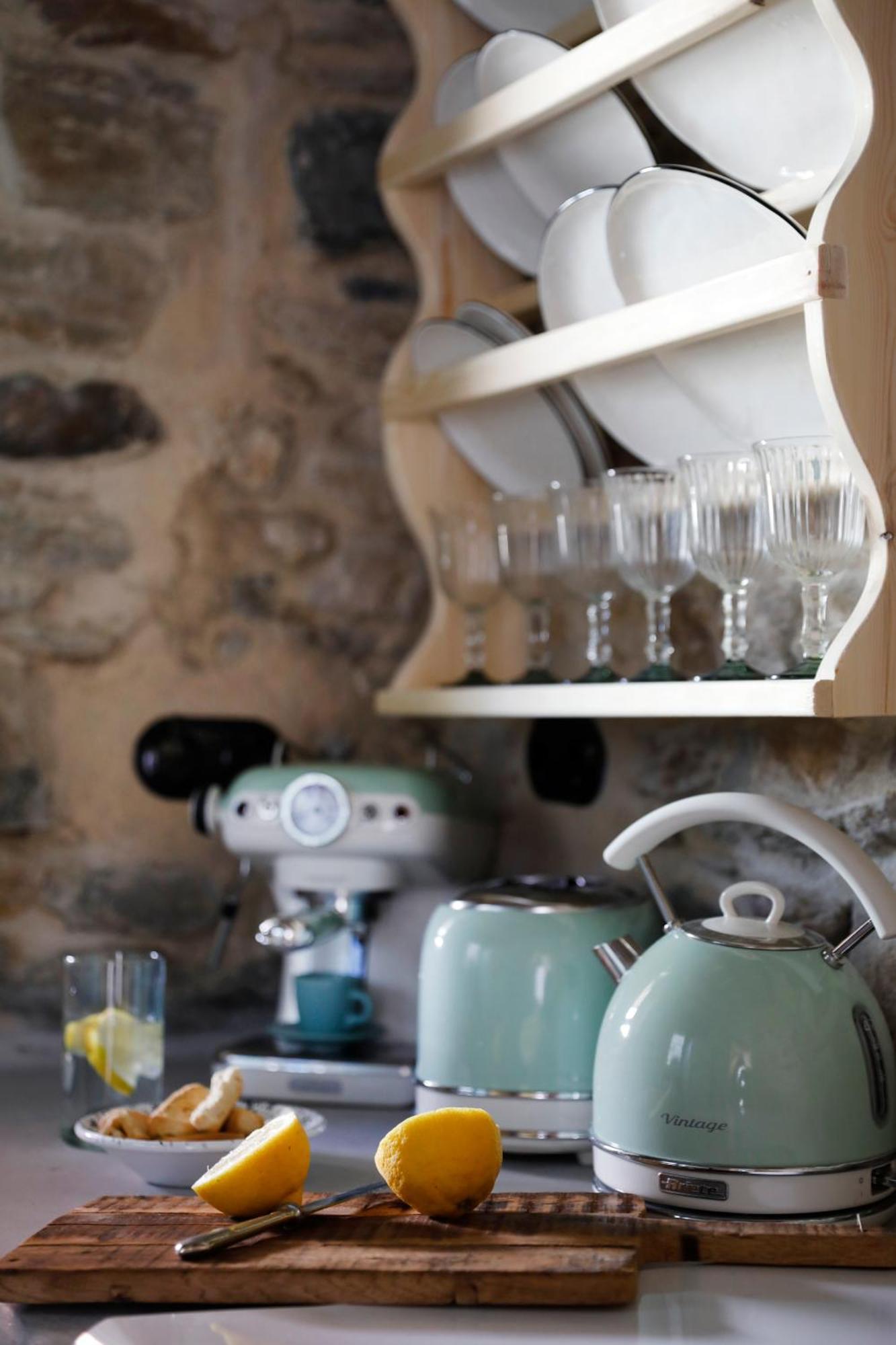 Onos Eco Living Villa Mesi  ภายนอก รูปภาพ